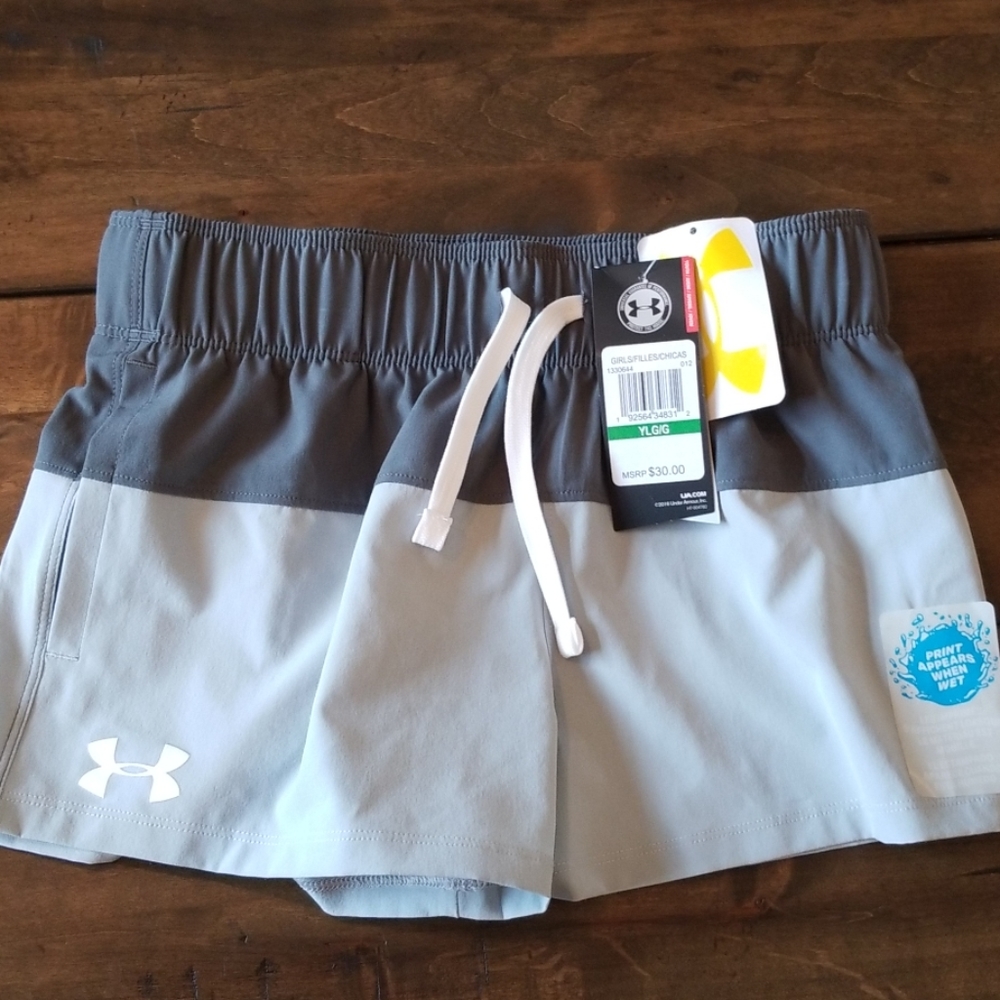 NWT Under Armour girls athletic shorts.  Size L